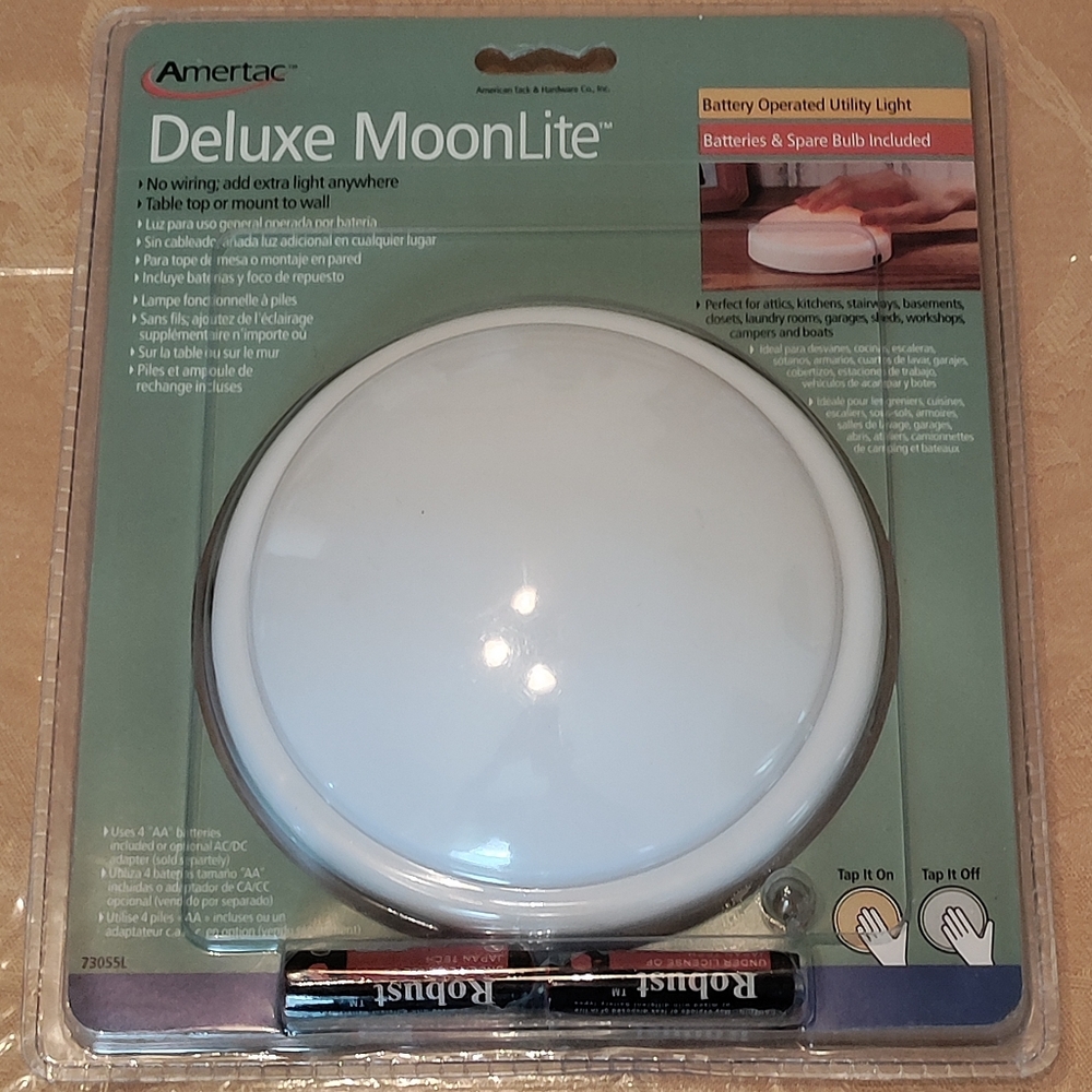 Battery operated utility light-new